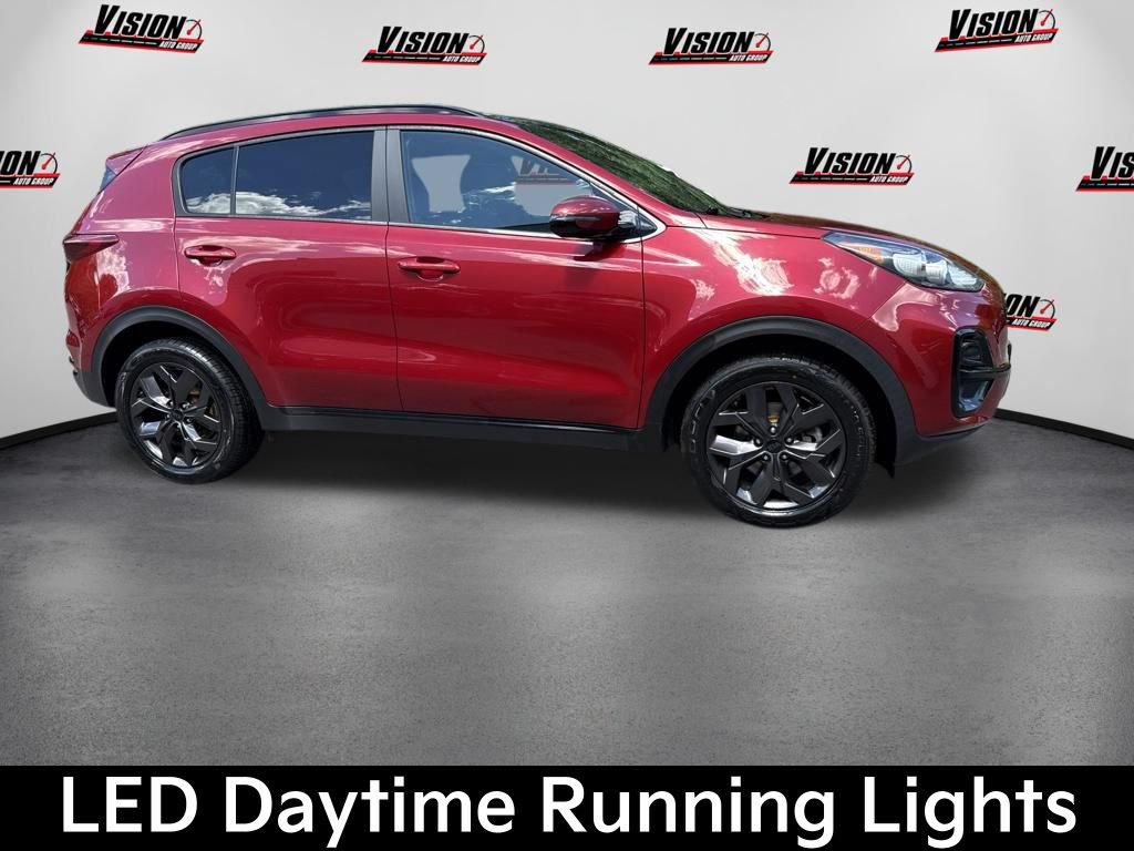 Certified 2022 Kia Sportage Nightfall Edition AWD/4WD image 4