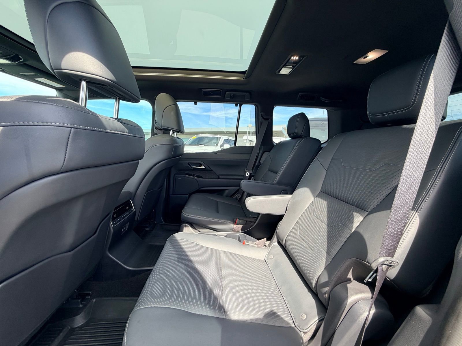 Used 2025 Lexus GX 550 550 Luxury+ image 8