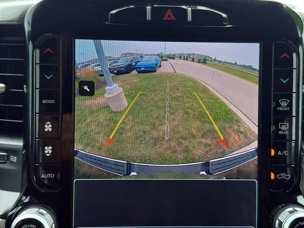 Used 2022 RAM 1500 Big Horn AWD/4WD image 29