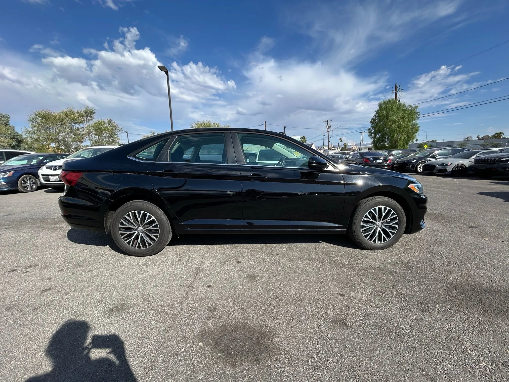 Used 2021 Volkswagen Jetta SE image 4