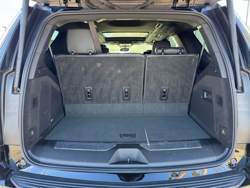 Used 2025 Cadillac Escalade Premium Luxury image 20