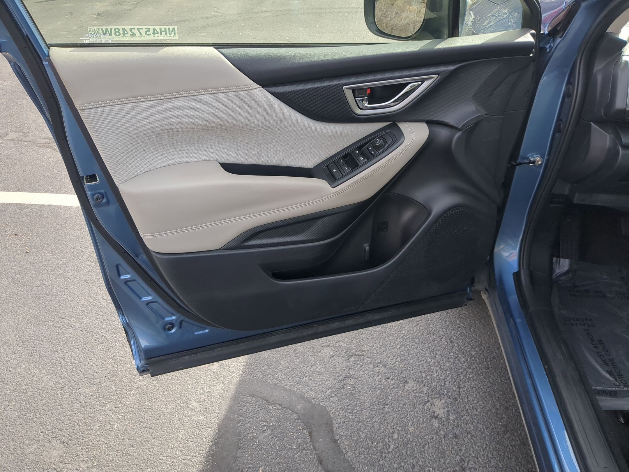 Used 2022 Subaru Forester Premium image 13