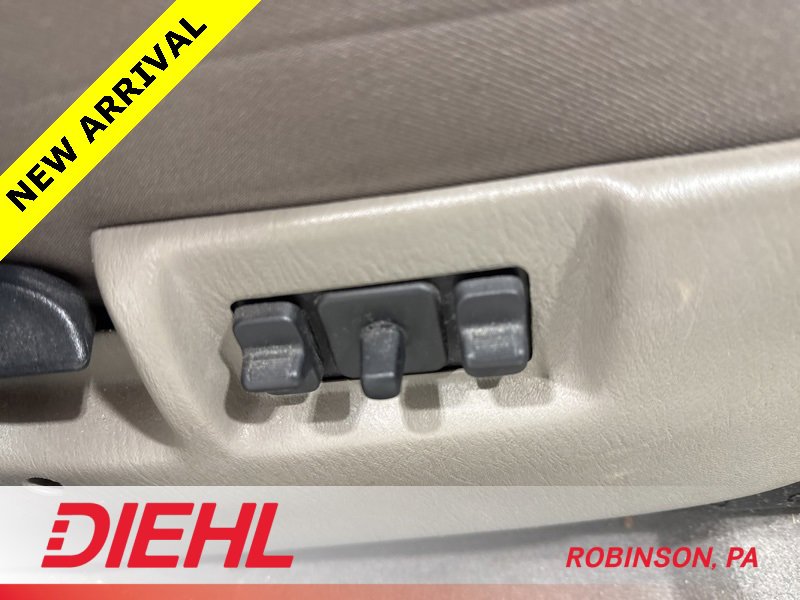 Used 2004 Jeep Grand Cherokee Laredo image 12