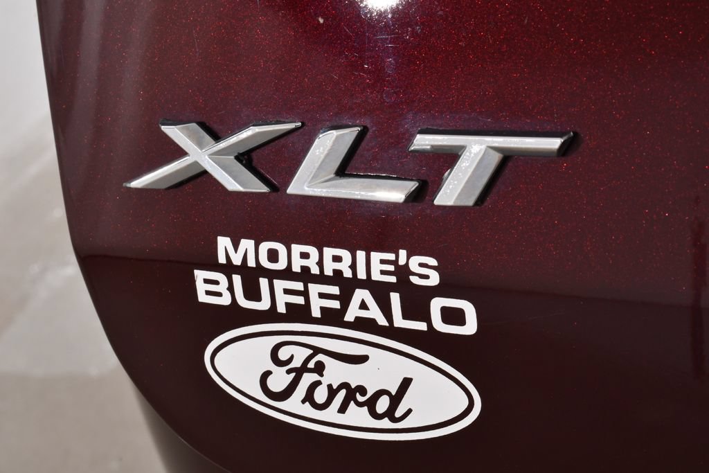 Used 2022 Ford Explorer XLT w/ Equipment Group 202A AWD/4WD image 23