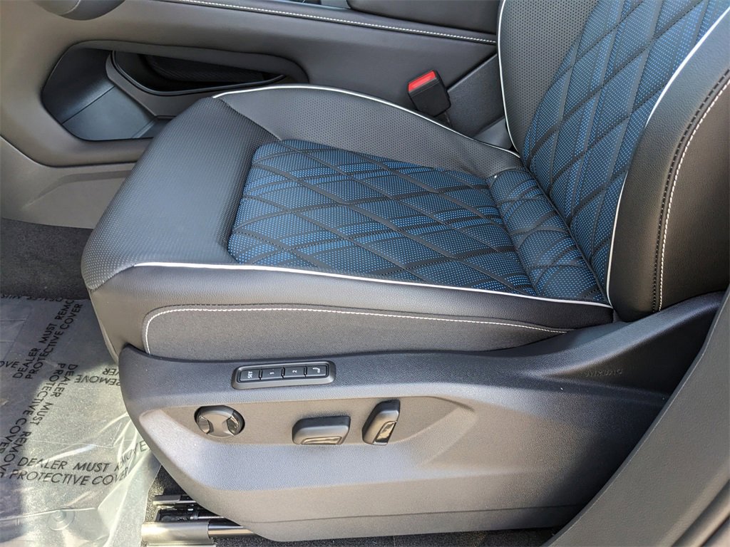 New 2026 Volkswagen Atlas Cross Sport SEL Premium R-Line image 21