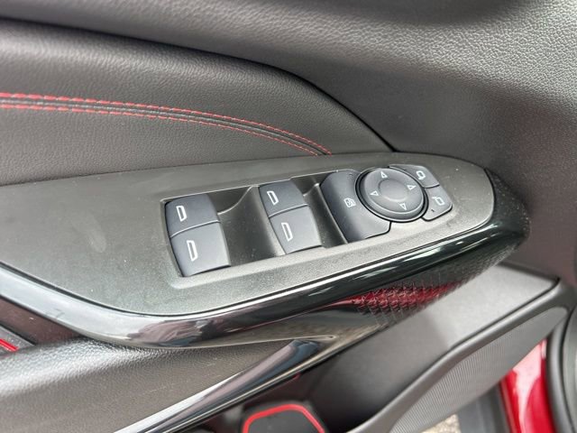 Certified 2025 Chevrolet Trax RS image 13