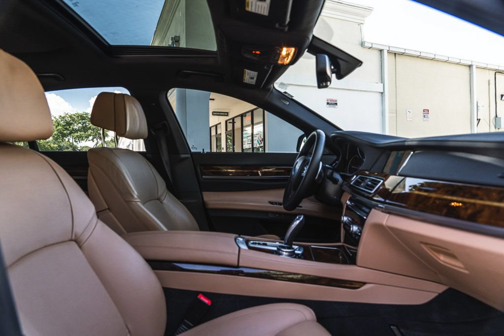 Used 2014 BMW 740i RWD image 28