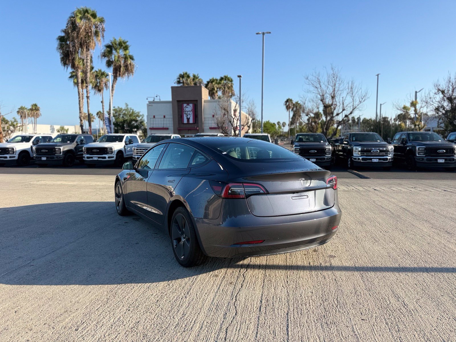 Used 2023 Tesla Model 3 Standard Range RWD image 2