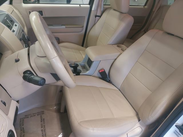 Used 2010 Ford Escape XLT image 15