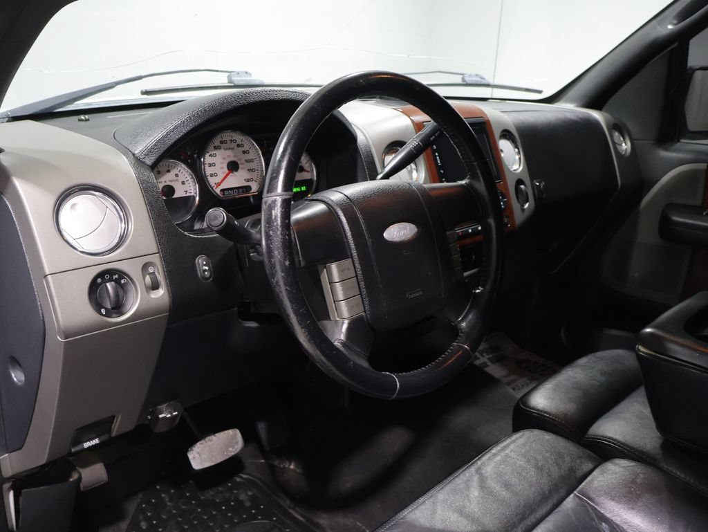 Used 2005 Ford F150 Lariat AWD/4WD image 17