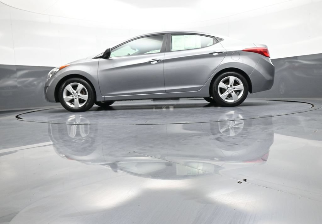 Used 2012 Hyundai Elantra GLS w/ Preferred Pkg 3 FWD image 31