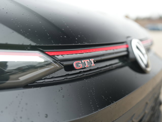 New 2026 Volkswagen GTI SE FWD image 12