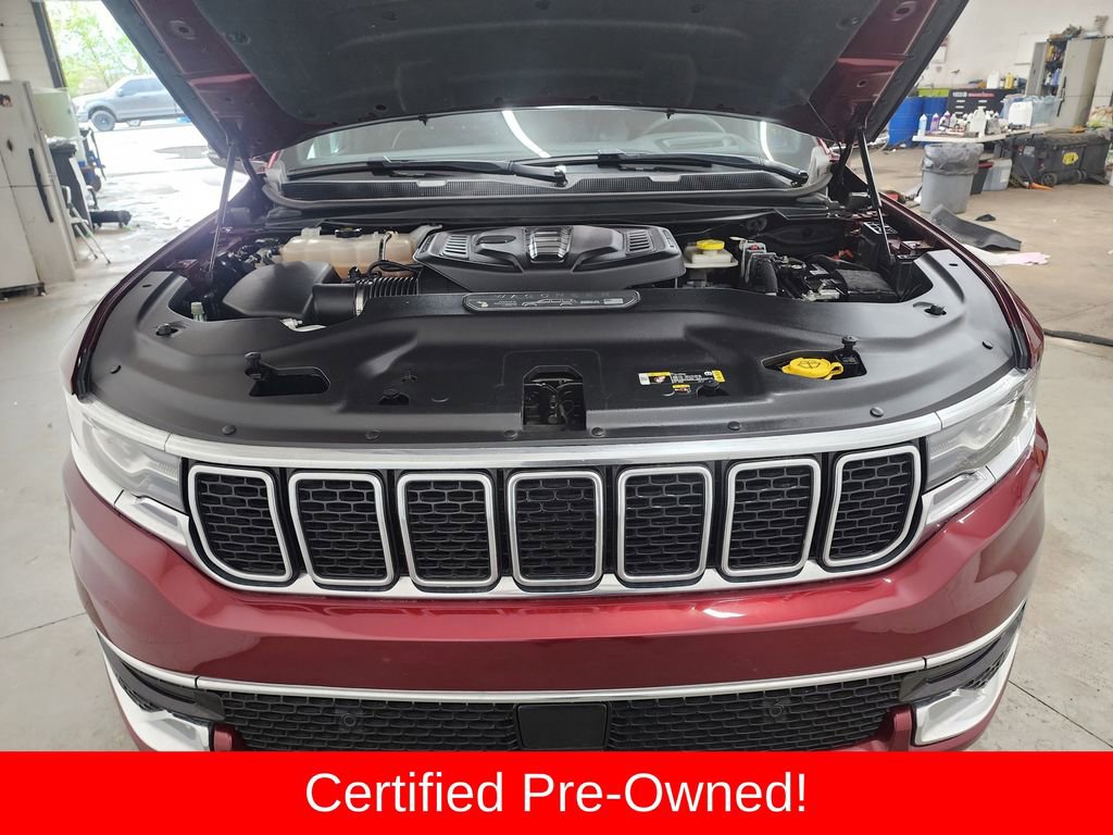 Certified 2024 Jeep Wagoneer L Series III w/ Flexible Seating Group AWD/4WD image 36
