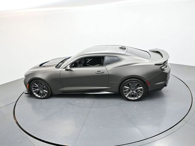 Used 2023 Chevrolet Camaro ZL1 RWD image 31