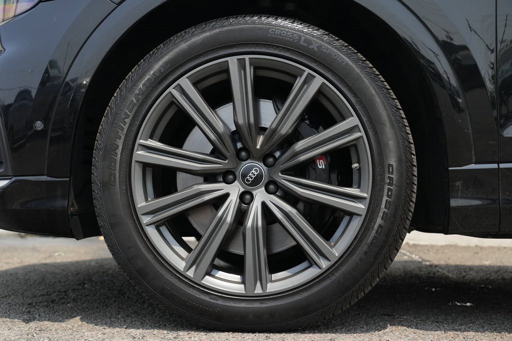 Used 2022 Audi SQ8 Prestige w/ Prestige Package image 13