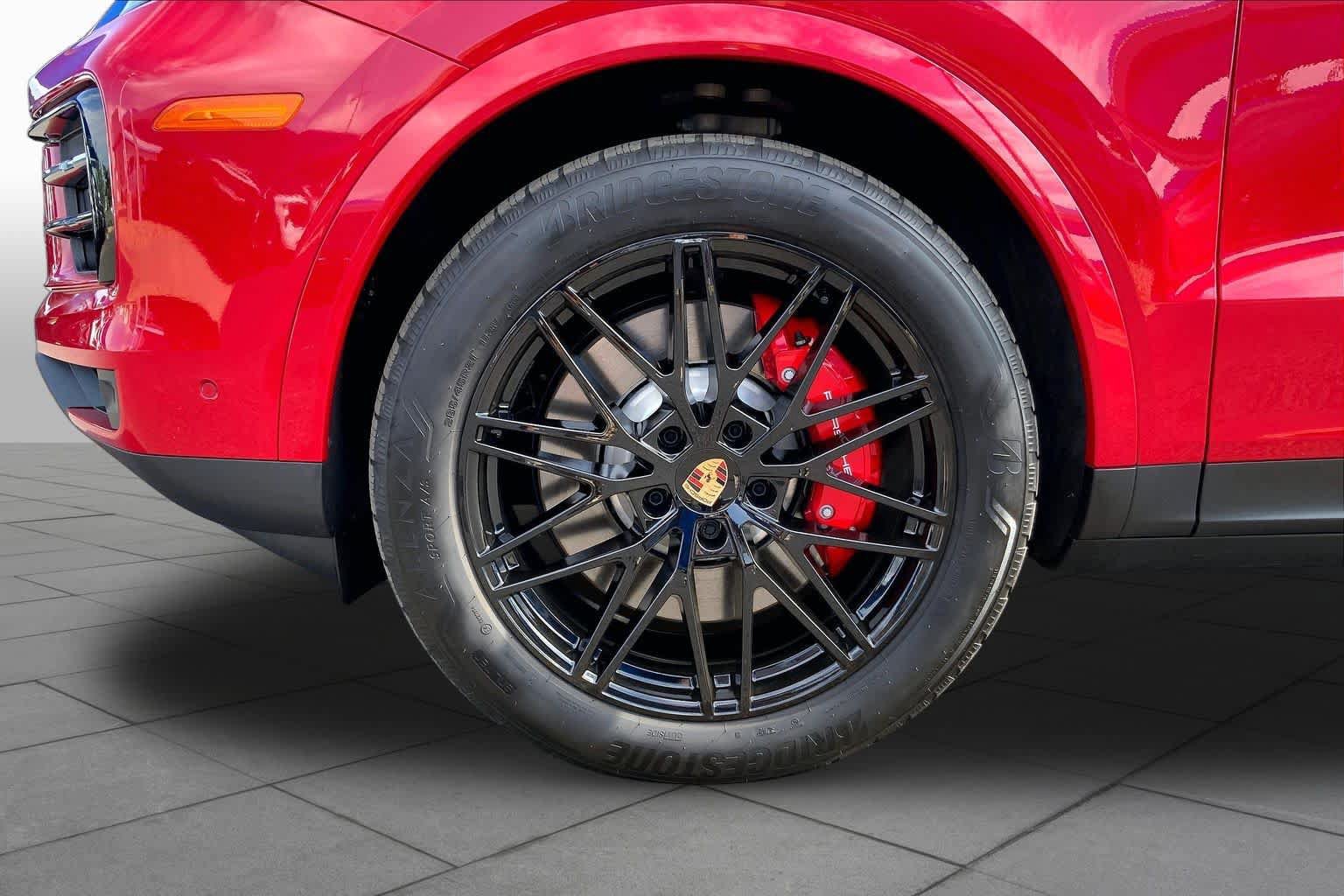 Used 2026 Porsche Cayenne S AWD/4WD image 10
