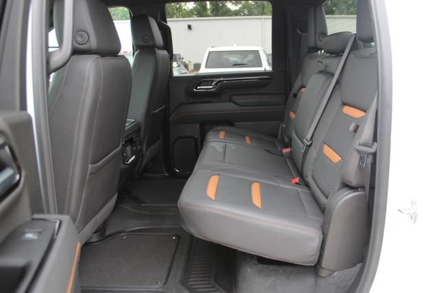 Used 2025 GMC Sierra 2500 AT4 AWD/4WD image 25