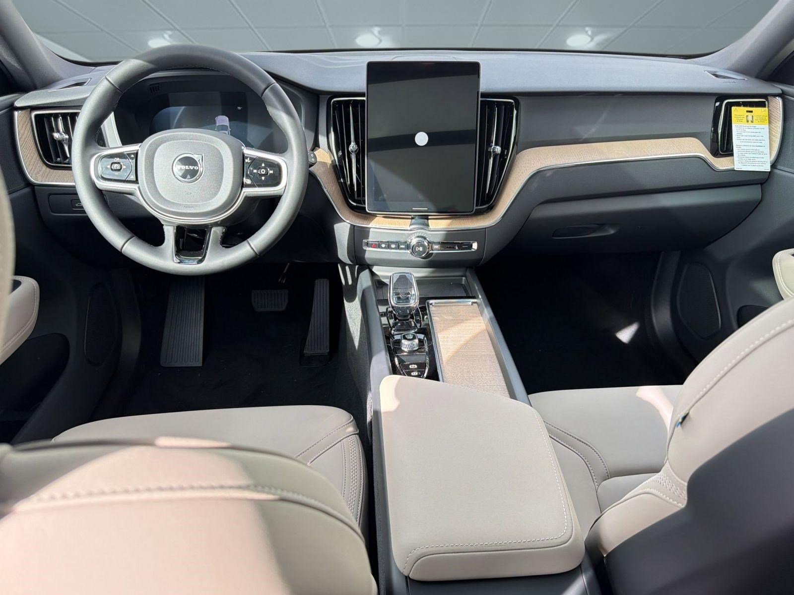 New 2026 Volvo XC60 B5 Plus w/ Protection Package Premier AWD/4WD image 16
