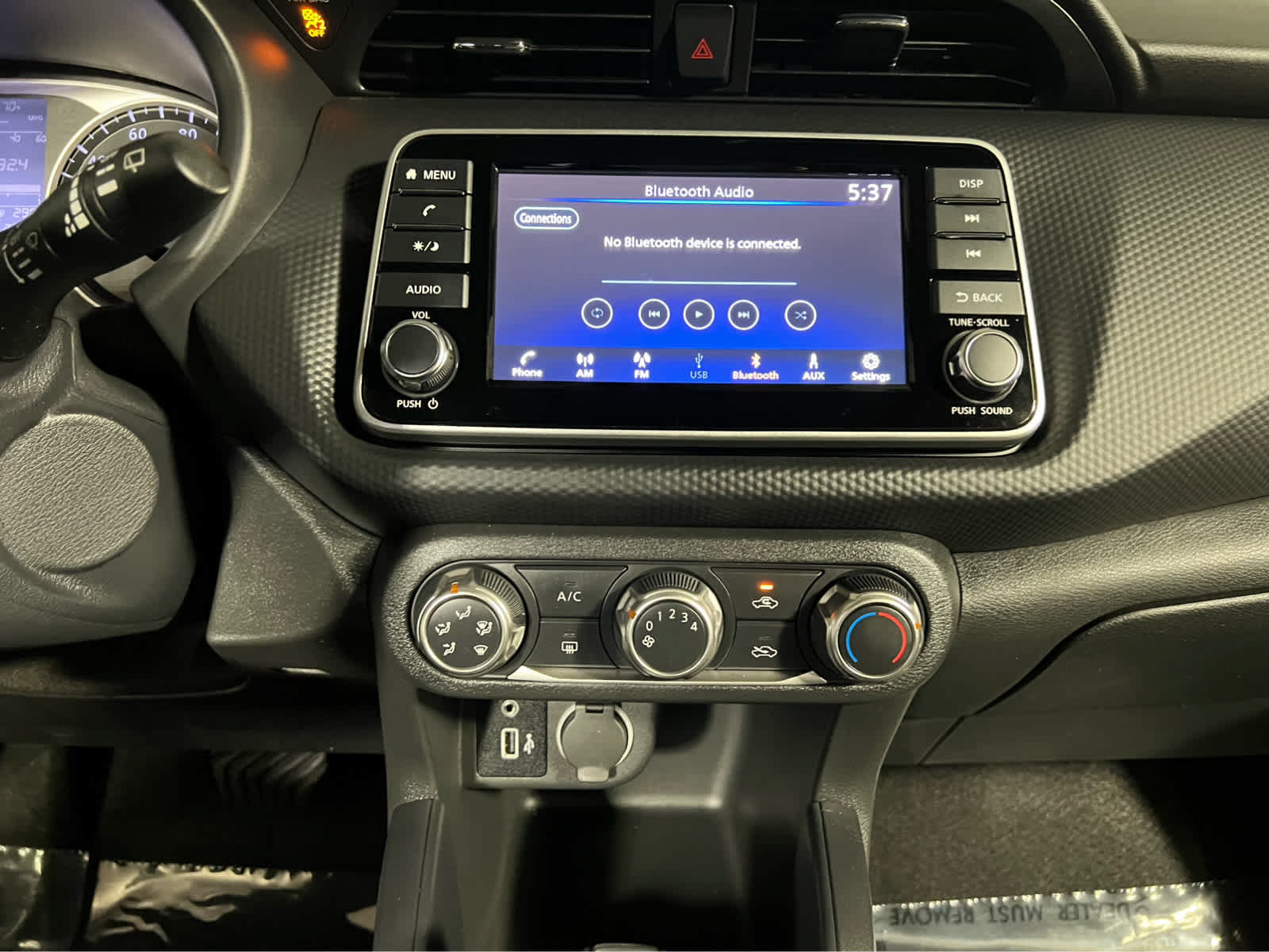 Certified 2025 Nissan Kicks Play S FWD image 12