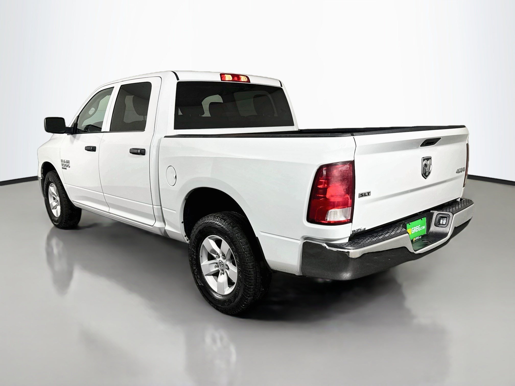 Used 2023 RAM 1500 Classic SLT w/ Electronics Group AWD/4WD image 7