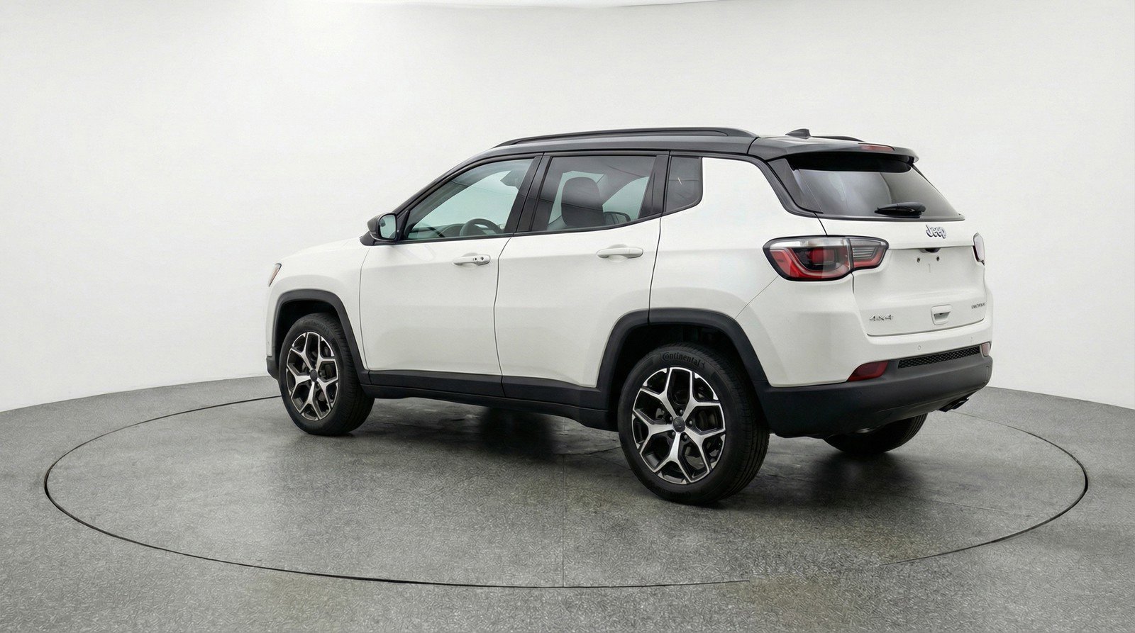 Used 2025 Jeep Compass Limited AWD/4WD image 6