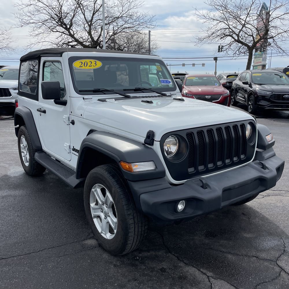 Used 2023 Jeep Wrangler Sport S image 11