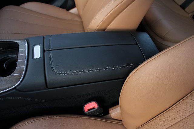 Used 2024 Mercedes-Benz E 350 4MATIC Sedan image 29