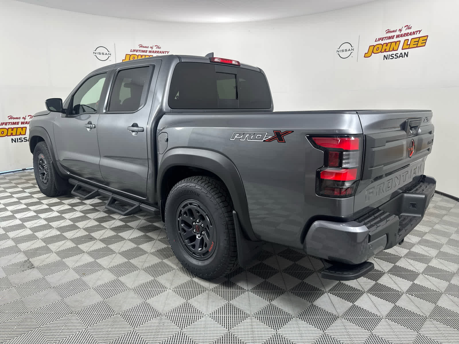 New 2026 Nissan Frontier Pro-X image 3