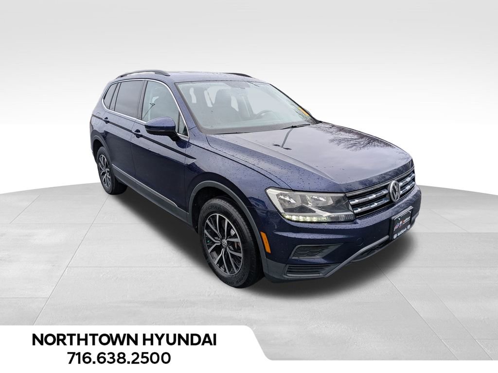 Used 2021 Volkswagen Tiguan SE image 2