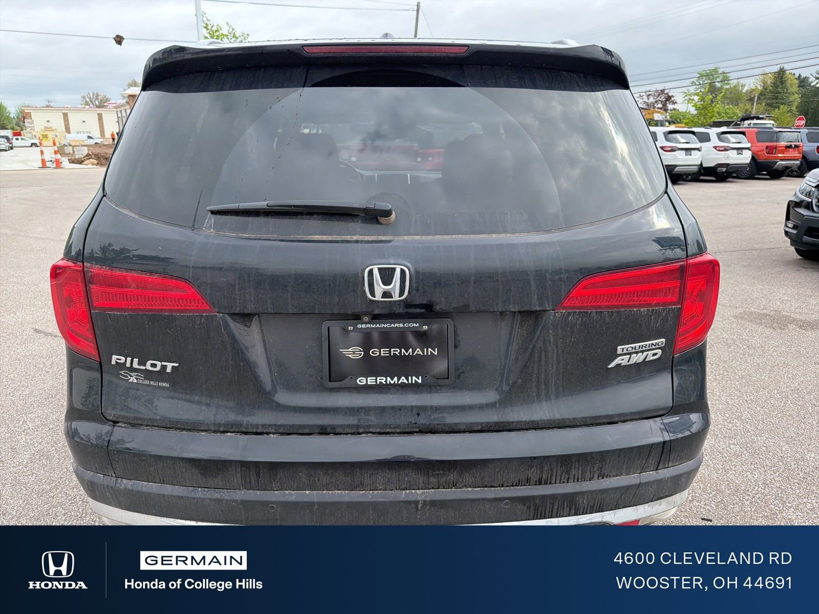 Used 2017 Honda Pilot Touring image 7