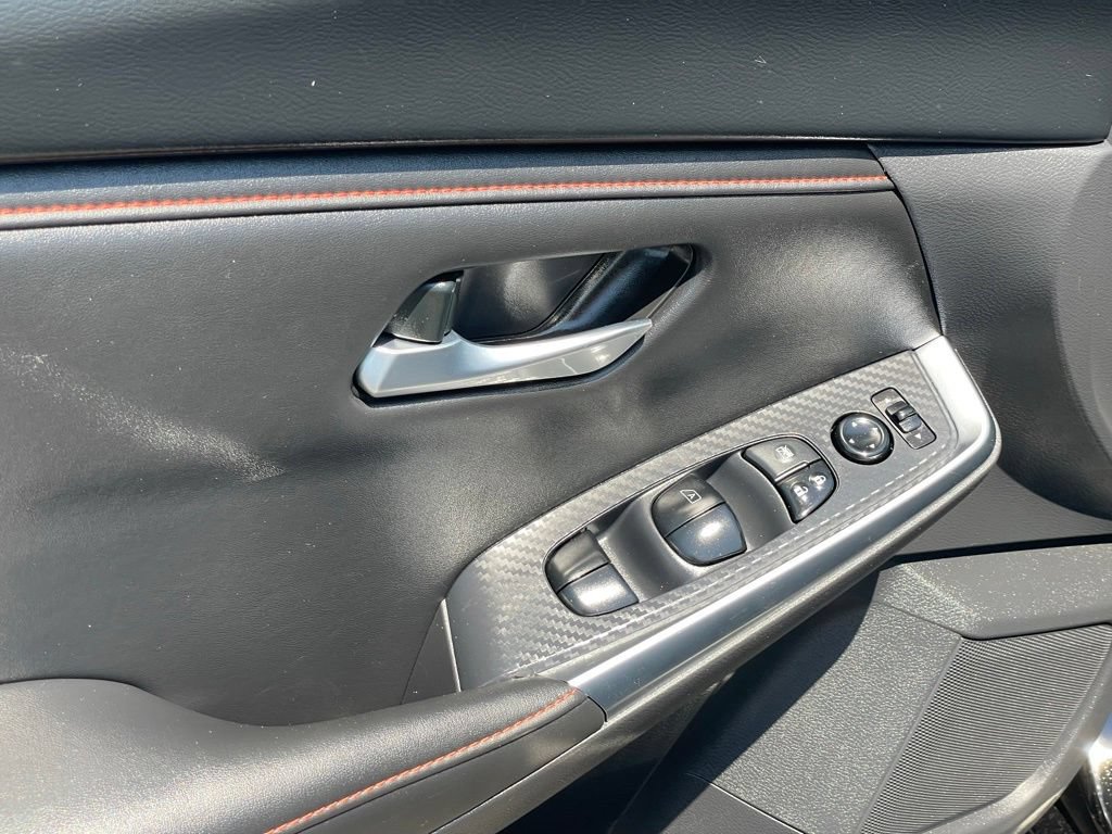 Certified 2024 Nissan Sentra SR FWD image 12