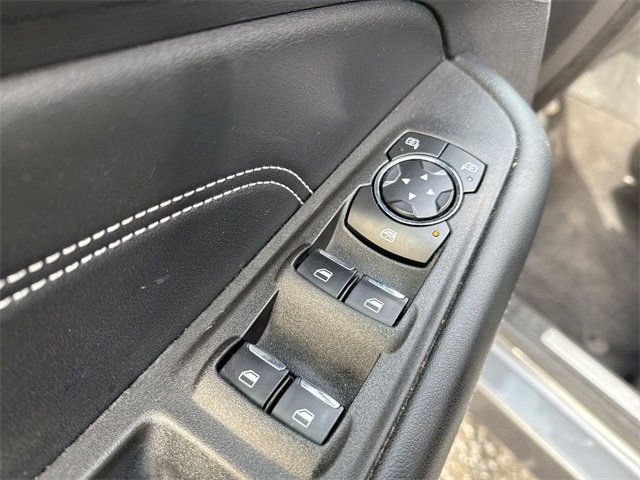 Used 2022 Ford Edge Titanium image 13