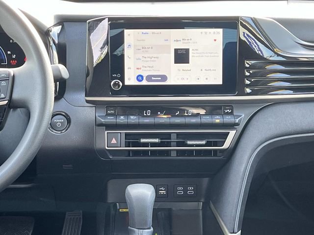 Used 2026 Toyota Camry LE FWD image 15