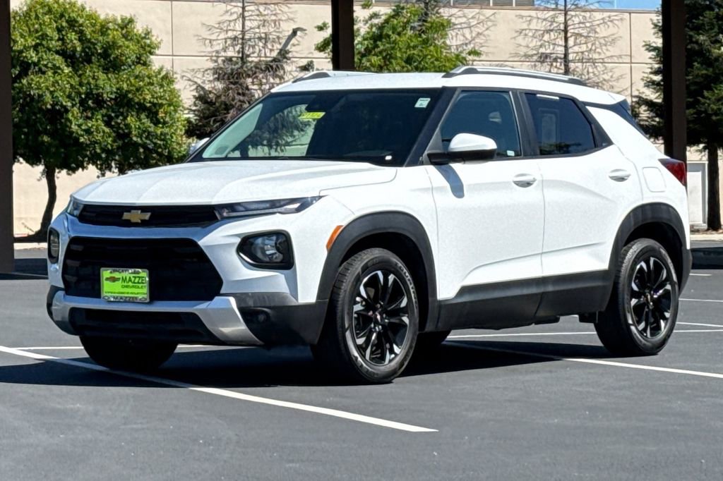 Used 2022 Chevrolet TrailBlazer LT FWD image 16