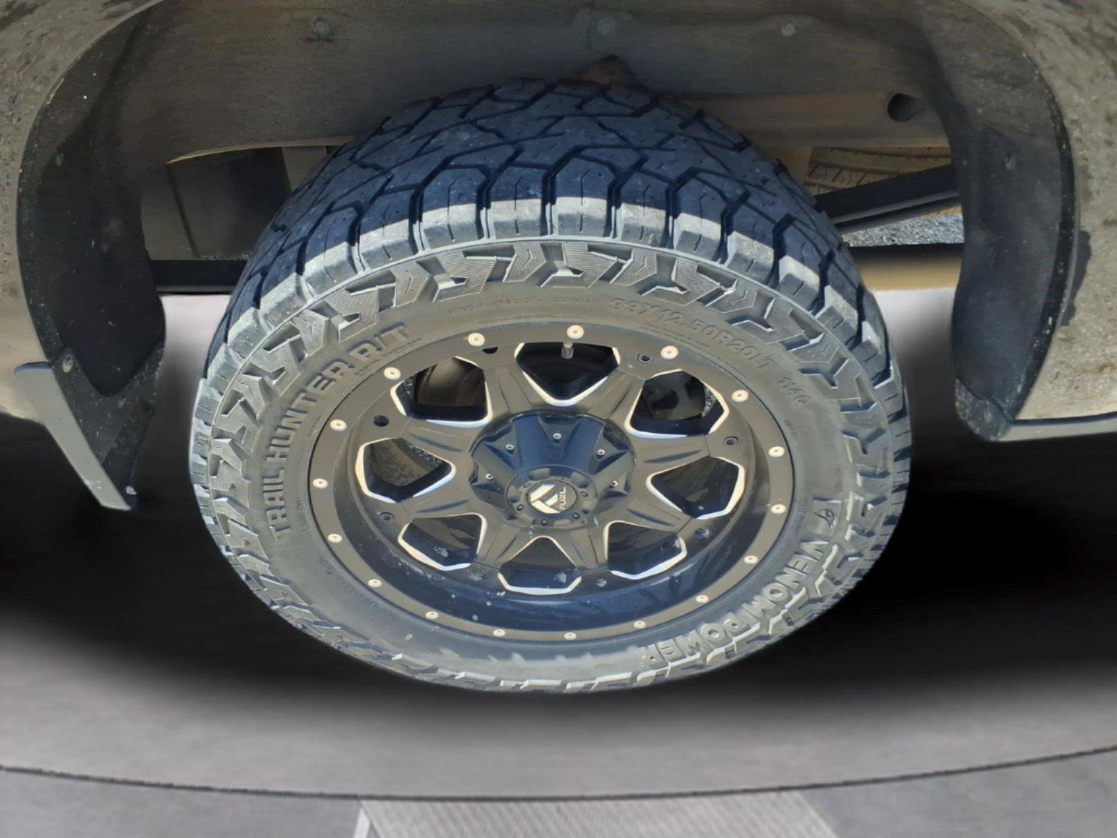 Used 2020 Chevrolet Silverado 1500 LT w/ Texas Edition AWD/4WD image 10
