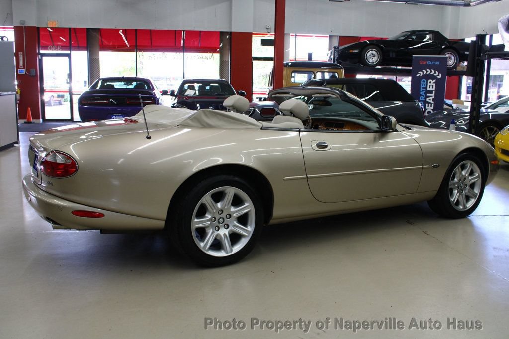 Used 2002 Jaguar XK8 Convertible RWD image 7