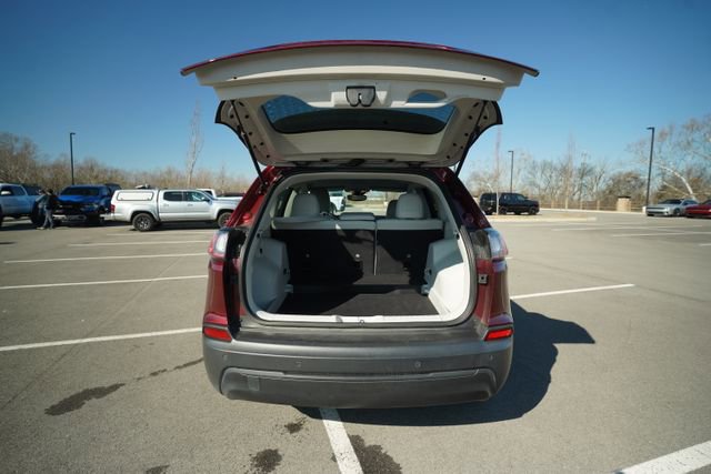 Used 2021 Jeep Cherokee Latitude Plus image 17