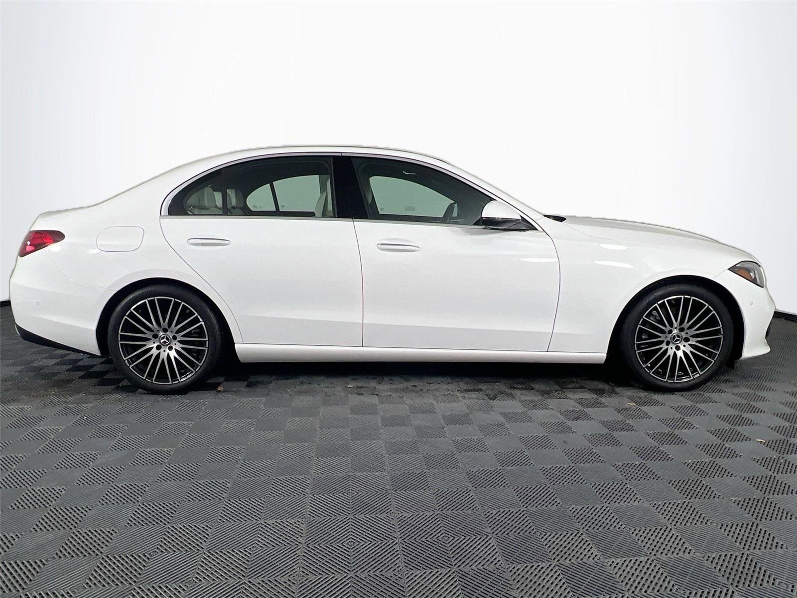 Certified 2024 Mercedes-Benz C 300 4MATIC Sedan image 7