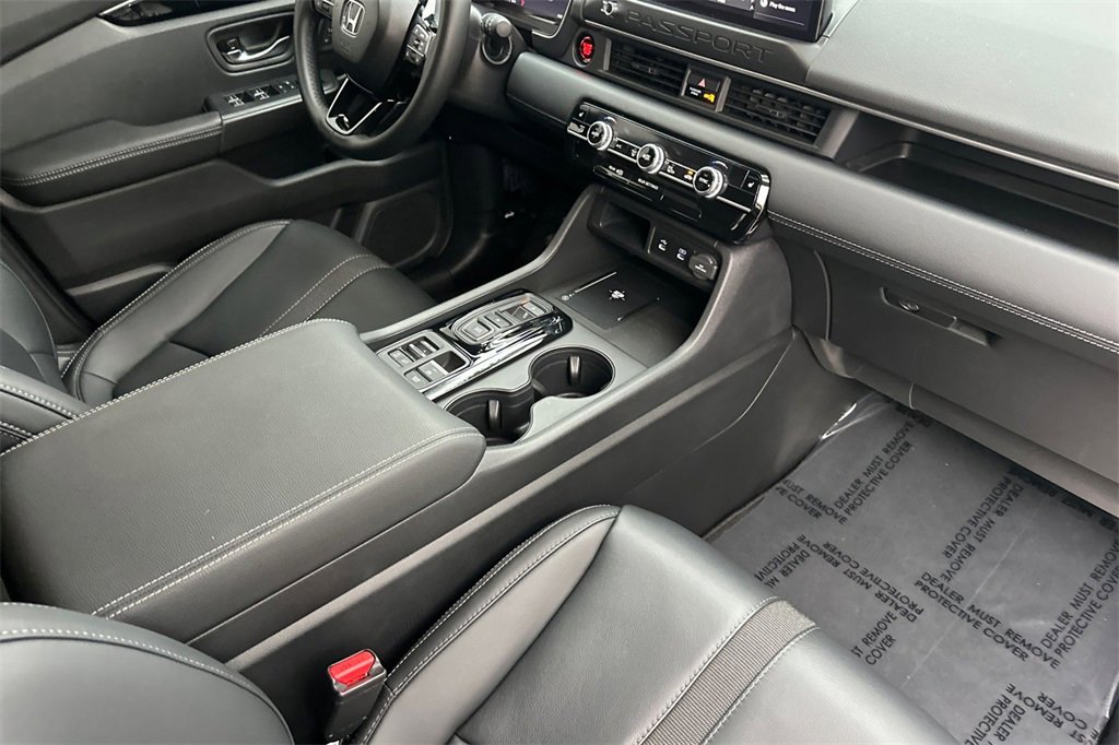 Used 2026 Honda Passport RTL image 19