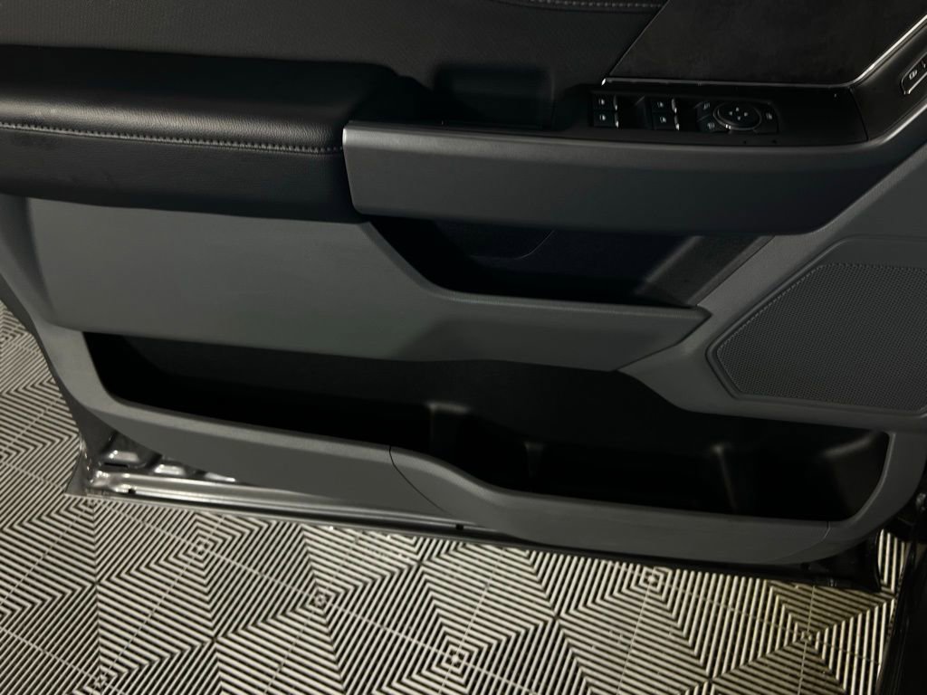 Used 2025 Ford F150 XLT image 23