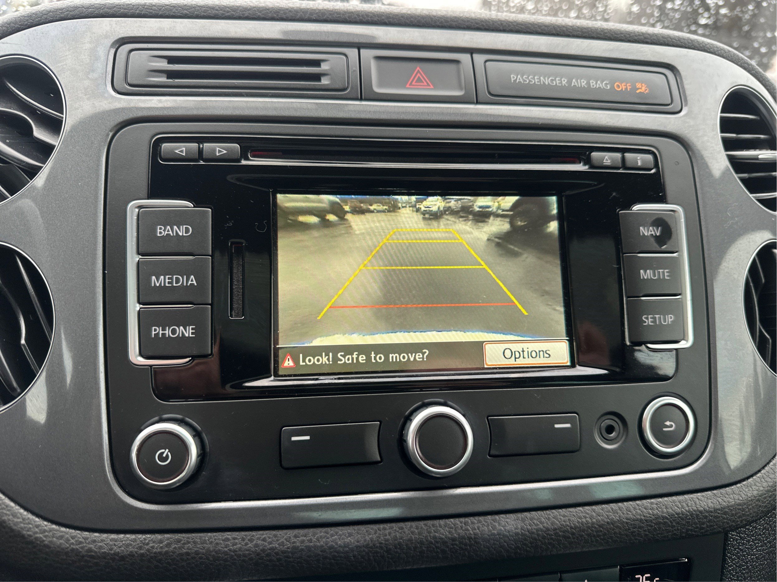 Used 2015 Volkswagen Tiguan R-Line image 32