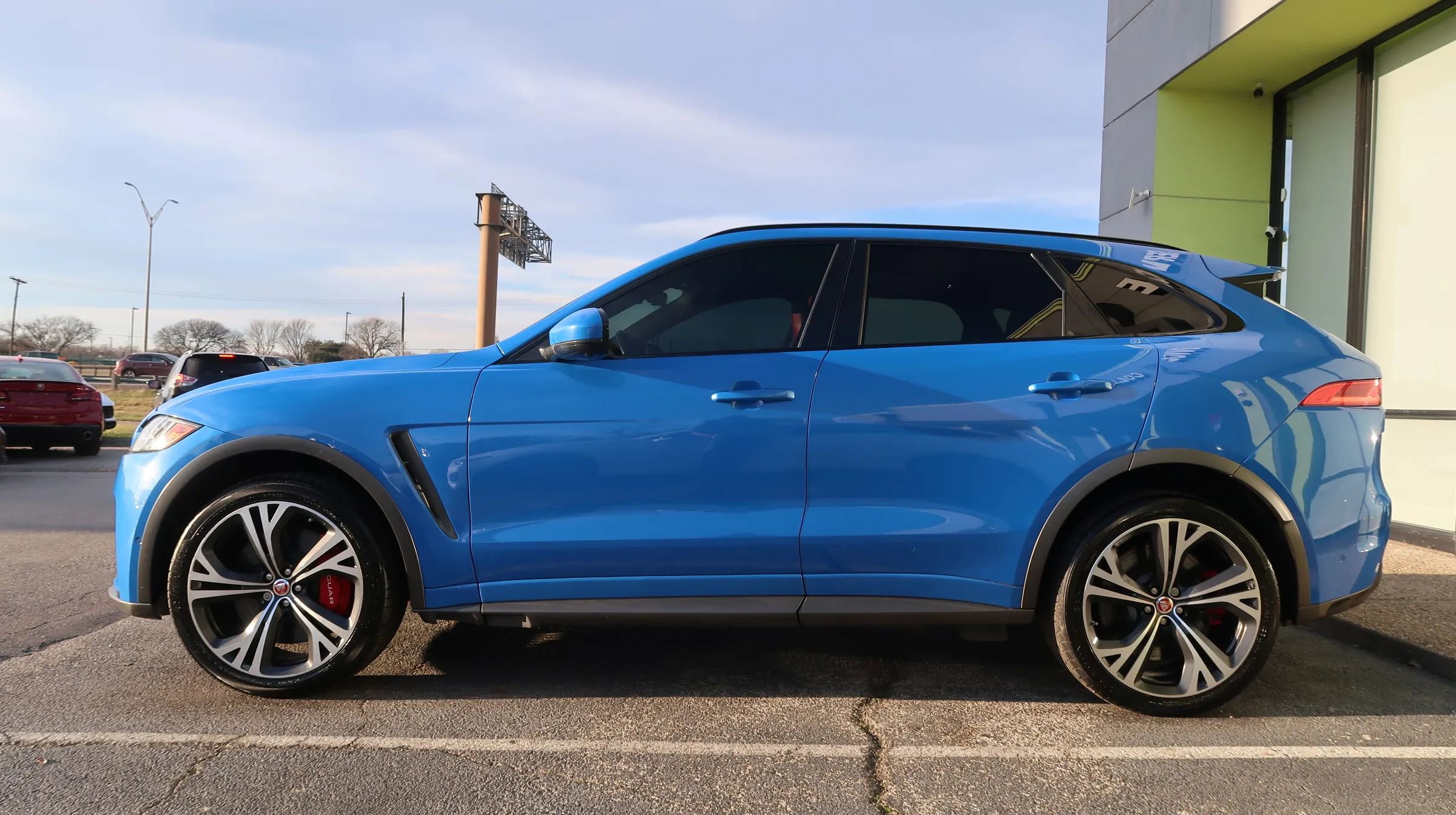 Used 2019 Jaguar F-PACE SVR AWD/4WD image 7
