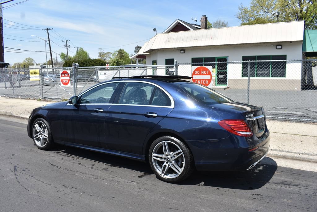Used 2019 Mercedes-Benz E 300 4MATIC image 8