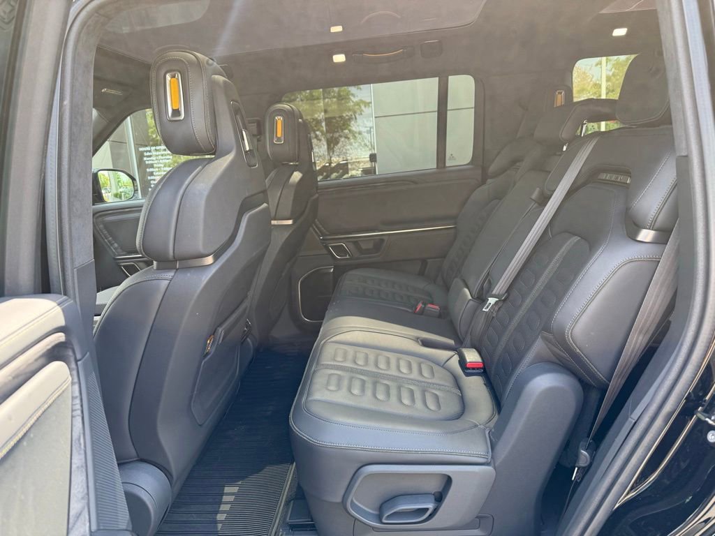 Used 2022 Rivian R1S Launch Edition image 7