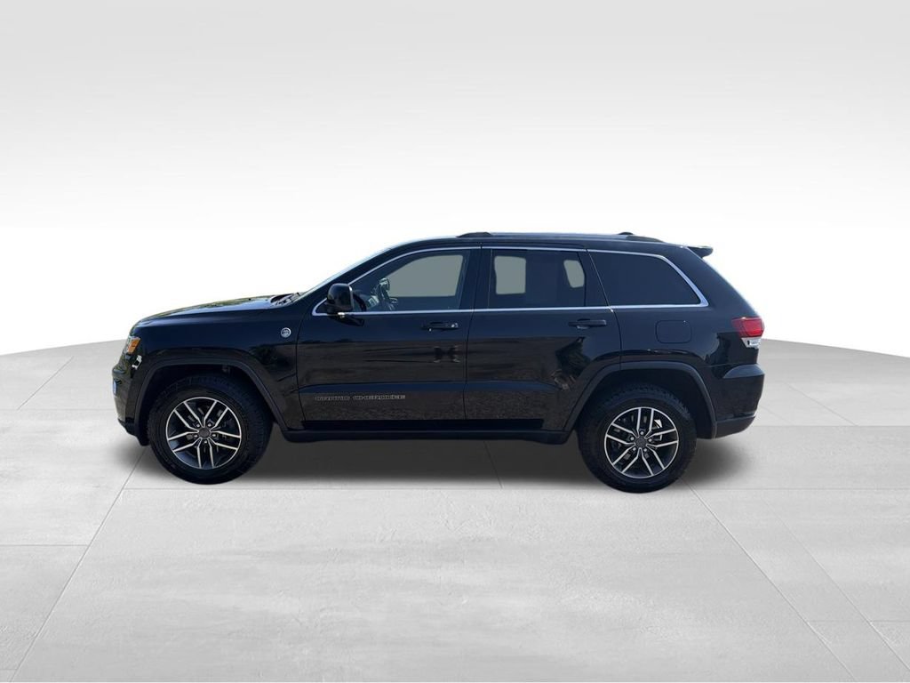 Certified 2020 Jeep Grand Cherokee Laredo w/ Quick Order Package 2BN North AWD/4WD image 6
