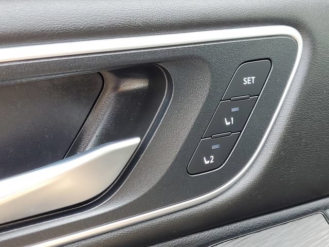 Used 2024 Nissan Rogue Platinum AWD/4WD image 29