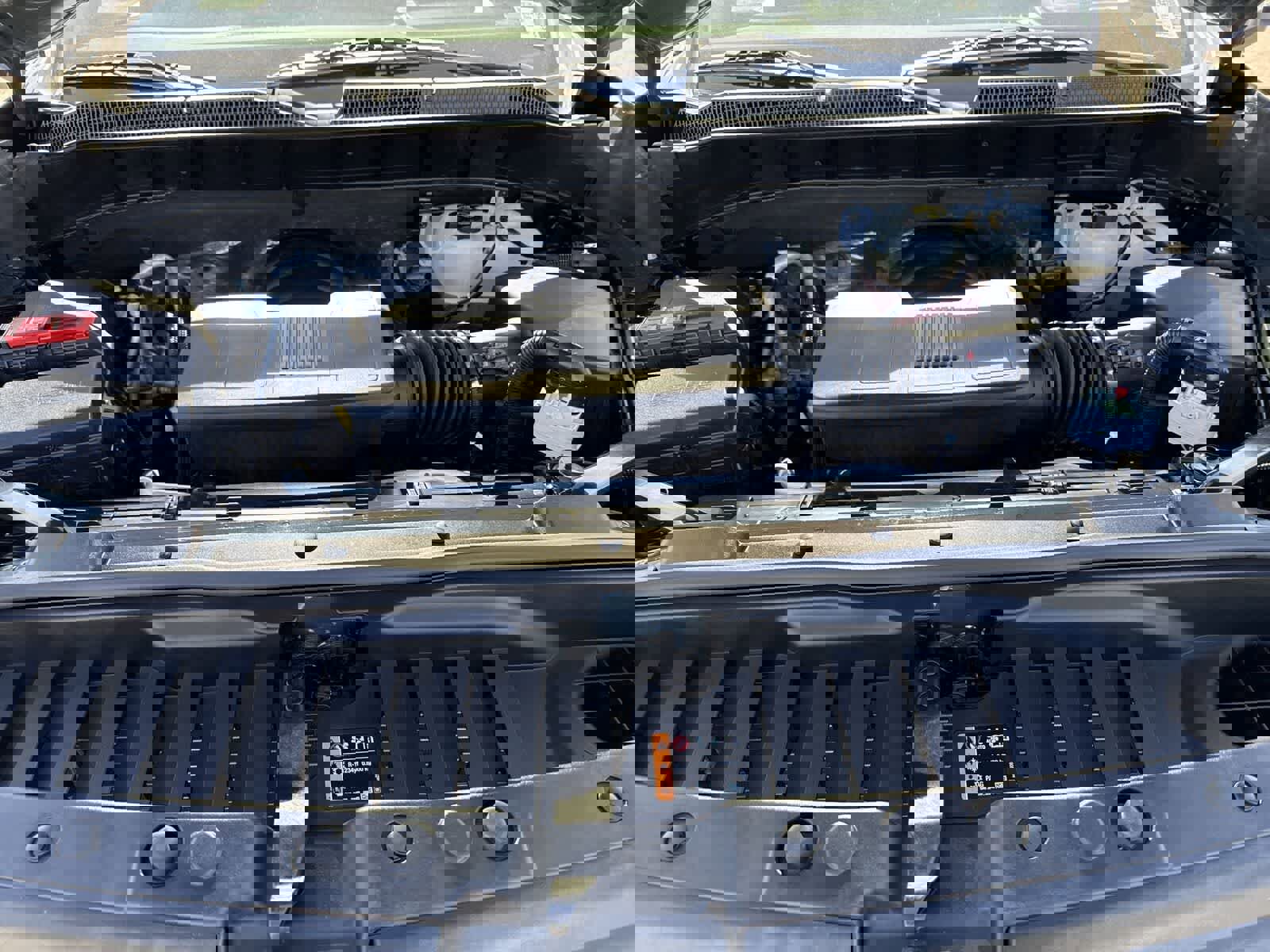 Used 2025 Chevrolet Silverado 1500 LT image 33