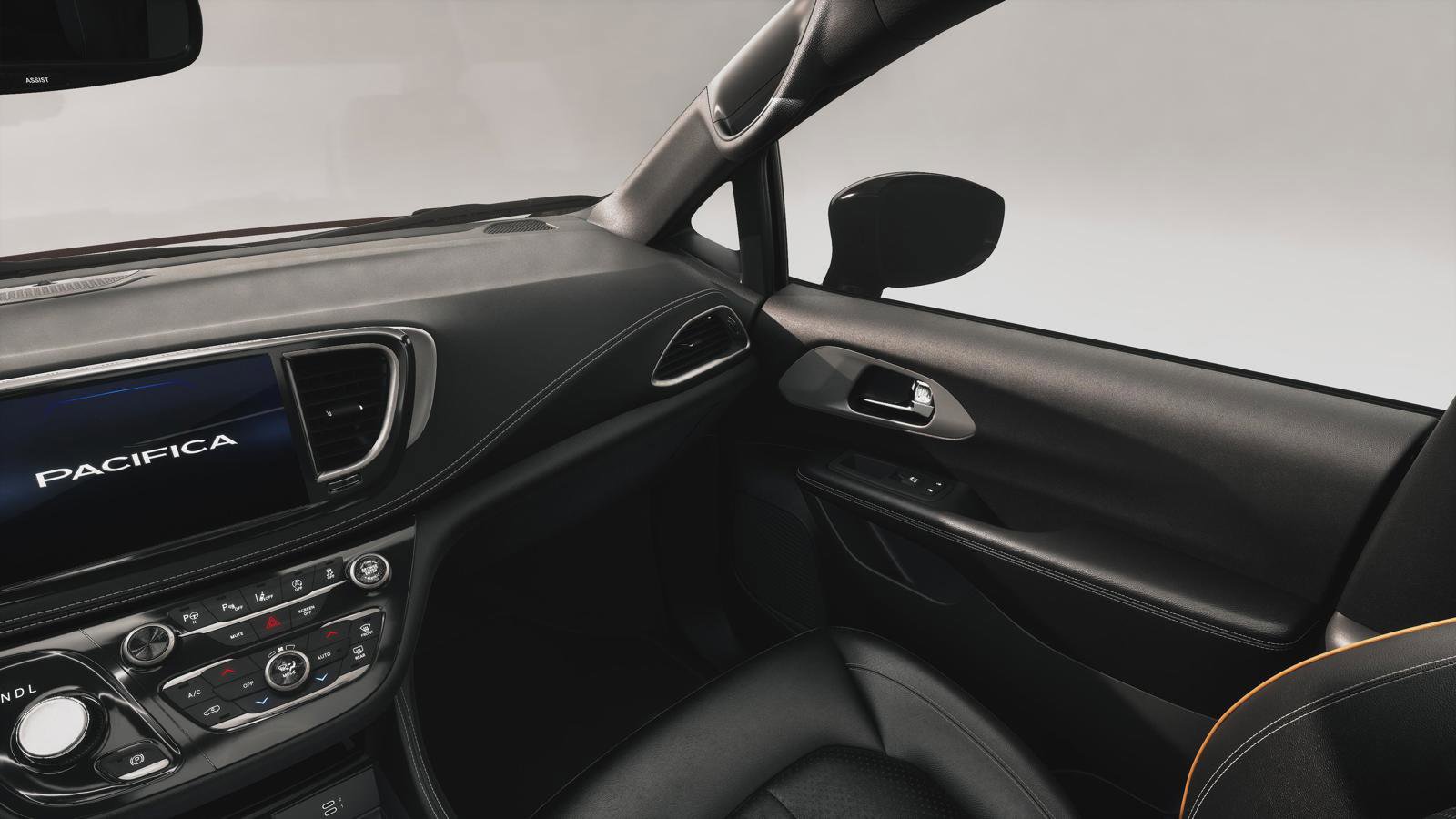 New 2027 Chrysler Pacifica Limited AWD/4WD image 7