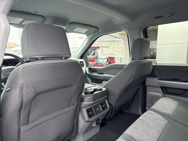New 2026 Ford F250 XLT w/ XLT Premium Package image 32