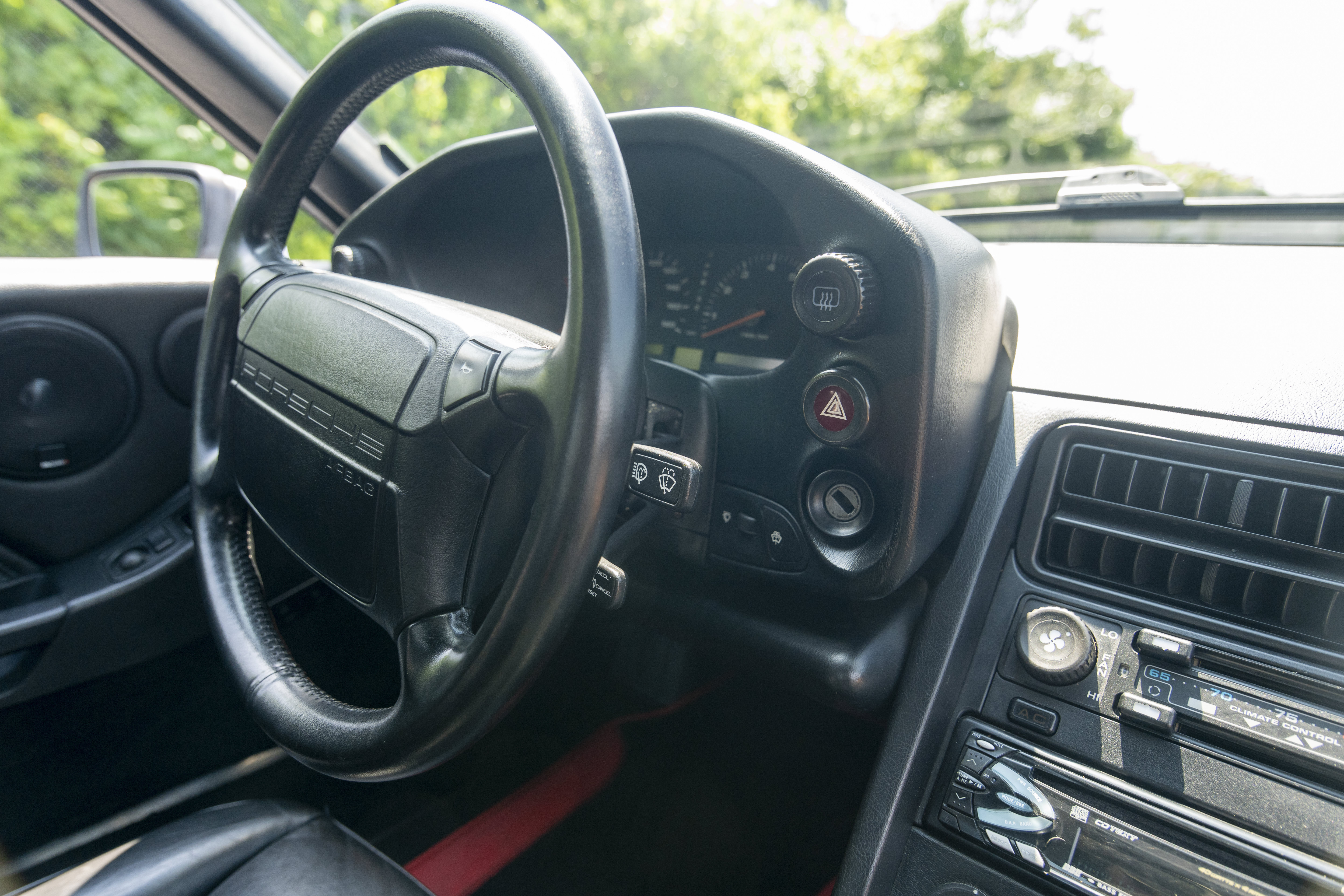 Used 1991 Porsche 928 S4 RWD image 45